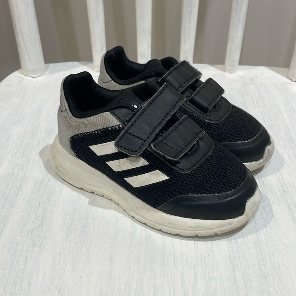 6k Adidas black and grey sneakers